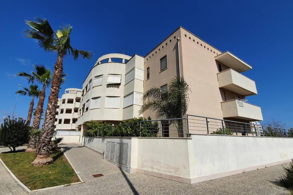 "Elle Home" Attico Panoramico Lecce Exteriör bild