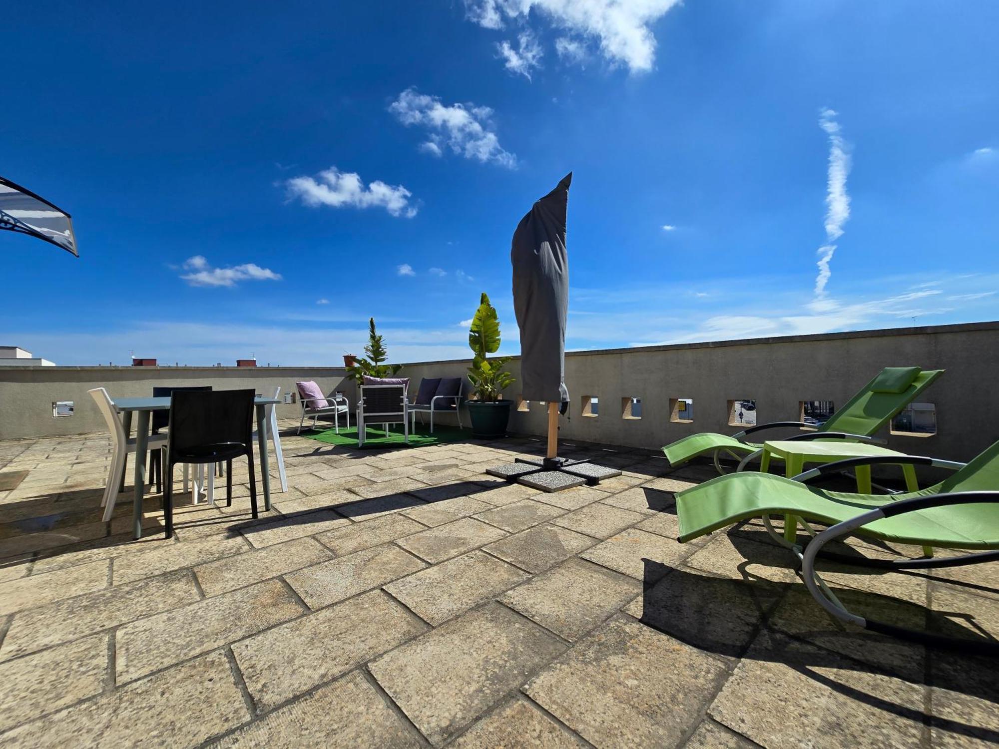 "Elle Home" Attico Panoramico Lecce Exteriör bild