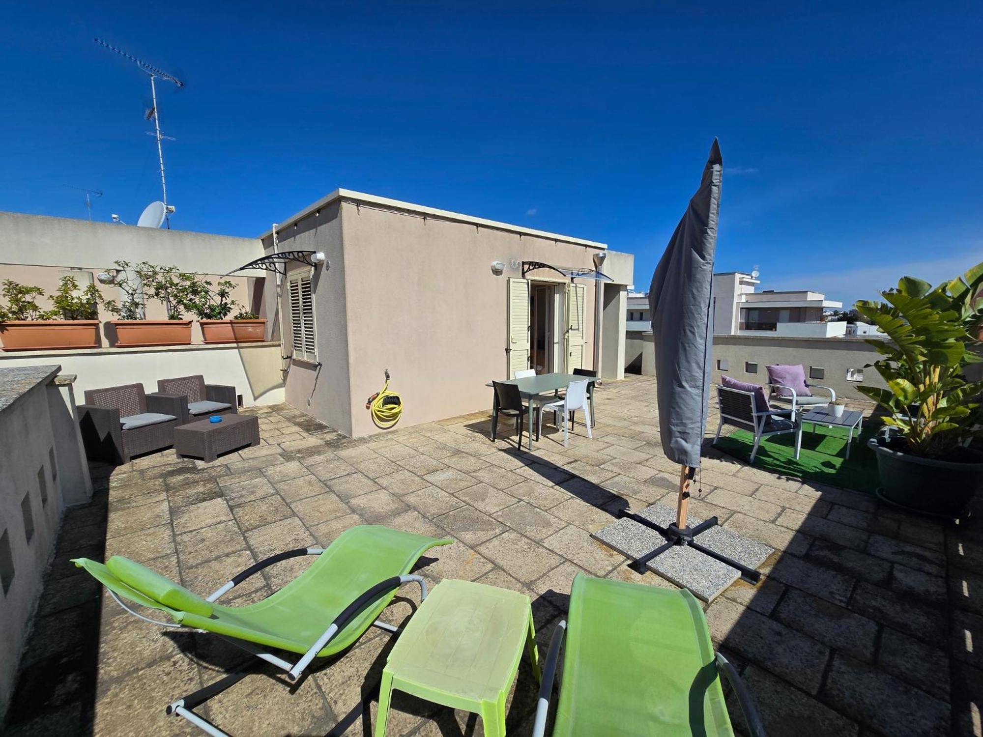 "Elle Home" Attico Panoramico Lecce Exteriör bild